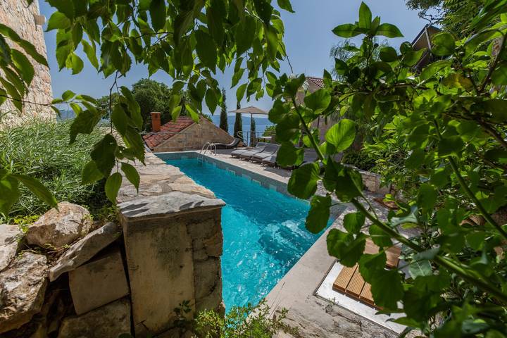 Ferienhaus für 4 Personen, mit Garten in Kroatien