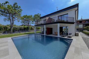 Ferienhaus für 6 Personen, mit Terrasse und Garten in Italien
