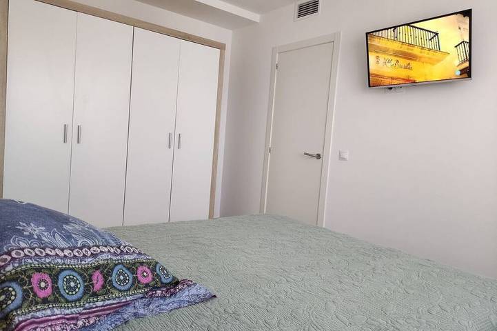 Ganze Wohnung, Covachos Strand Apartment in Santa Cruz de Bezana, Kantabrische Küste
