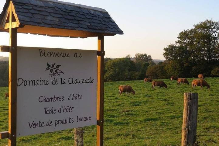 Location de vacances pour 25 personnes, avec jardin à Saint-Germain-les-Vergnes