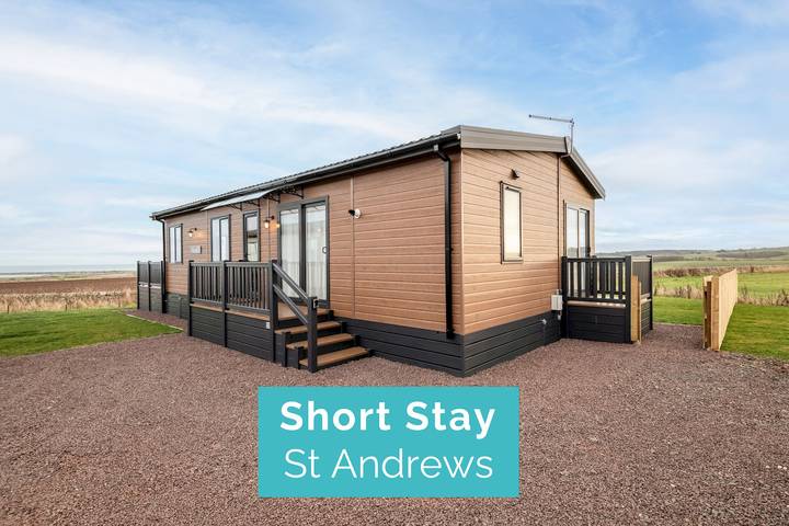 Ferienhaus für 6 Personen, mit Meerblick und Balkon sowie Whirlpool und Garten in Schottland