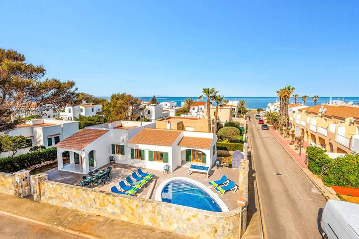 Villa pour 8 personnes à Cala Blanca - 2