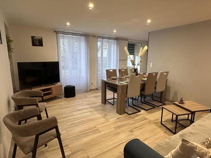 Location de vacances pour 6 personnes, avec terrasse et jardin à Buxières-les-Mines - 4