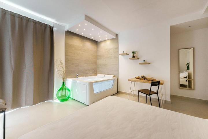 Chambre d’hôte pour 2 personnes, avec jardin et jacuzzi à Procida - 4