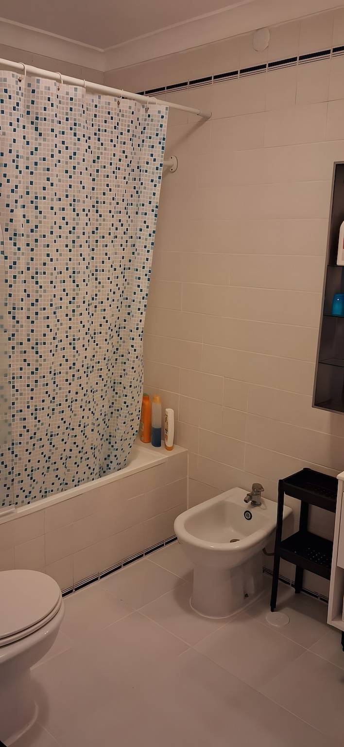 Ganze Wohnung, Apartment 'Paraiso Sol Da Rocha' mit Meerblick, Gemeinschaftspool und Wlan in Praia da Rocha, Portimão