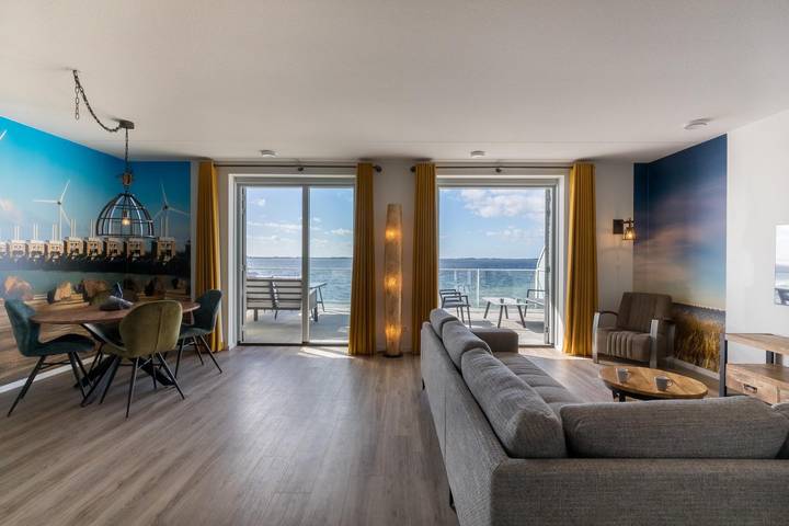 Ferienhaus für 4 Personen, mit Balkon und Seeblick sowie Balkon/Terrasse in Zeeland - 2