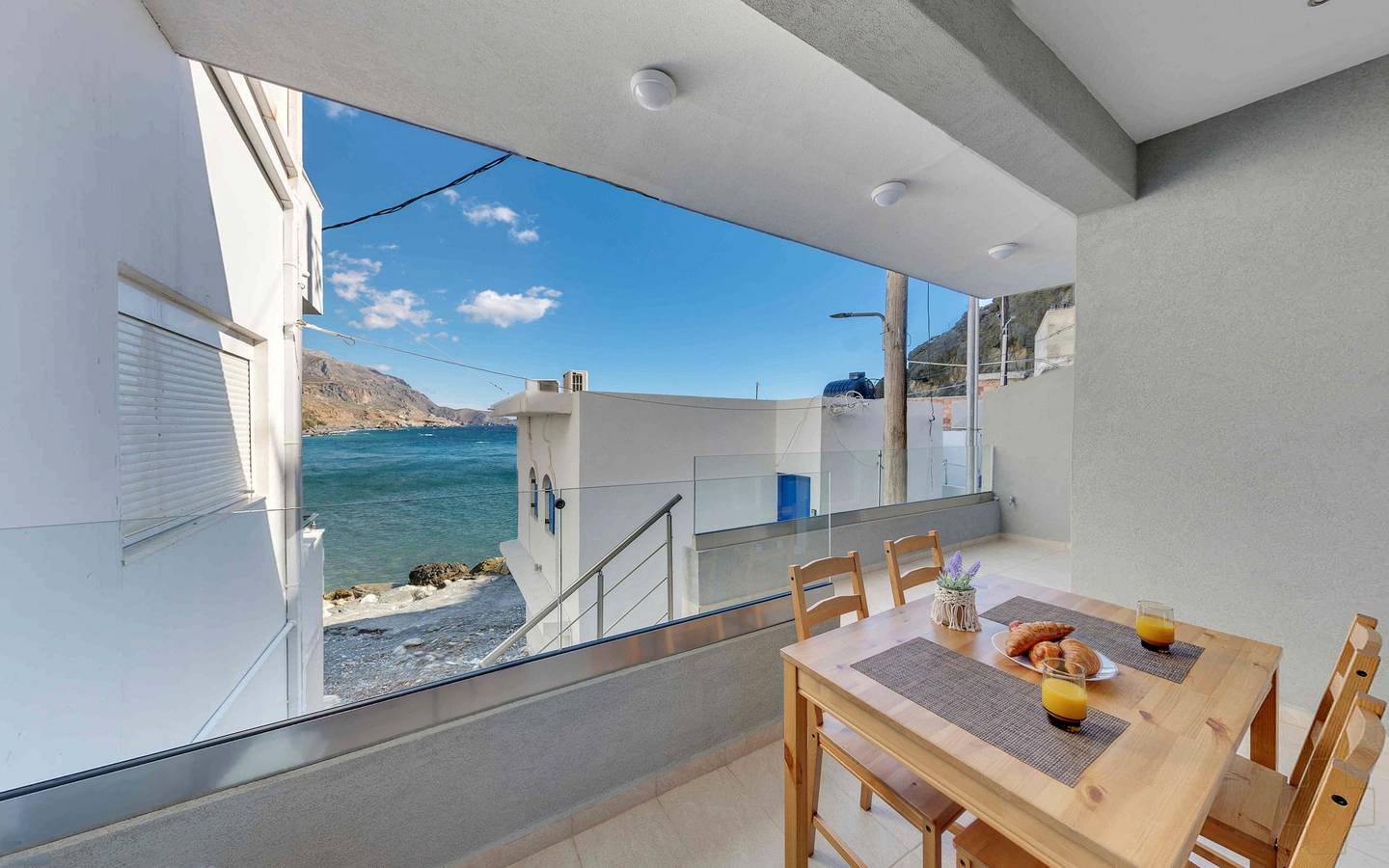 Ganze Ferienwohnung, Ferienwohnung für 4 Personen mit Balkon in Iraklio-Heraklion und Umgebung