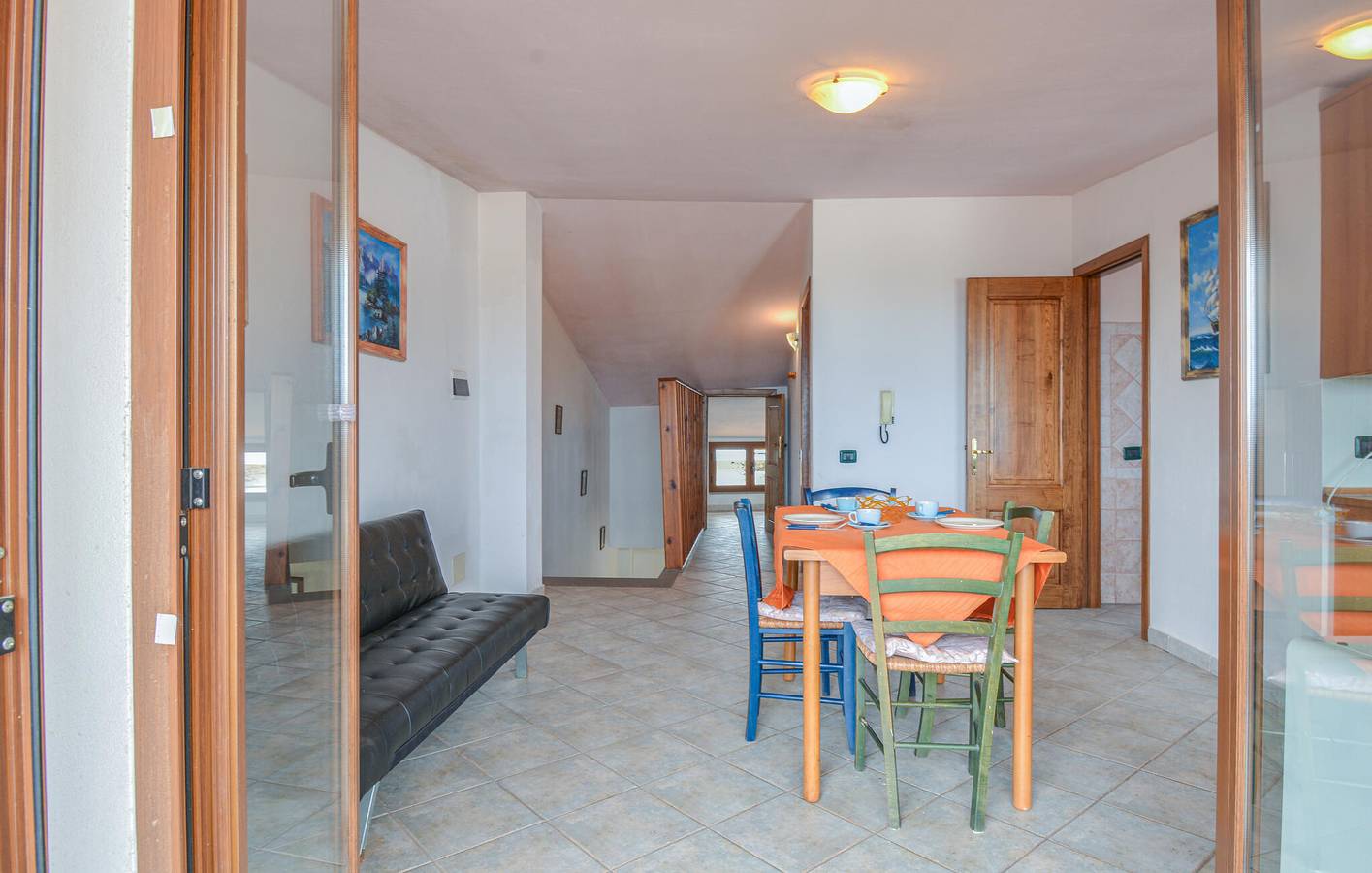 Apartamento vacacional entero, Acogedor apartamento con WiFi y aire acondicionado, a 1,5 km de Elini in Ilbono, Barbagia