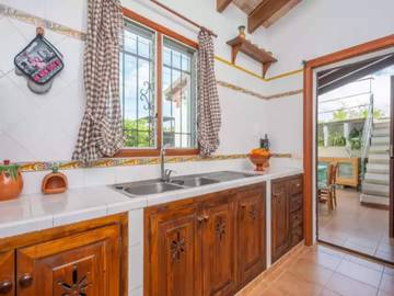 Chalet in Llubí, Interior de Mallorca für 4 