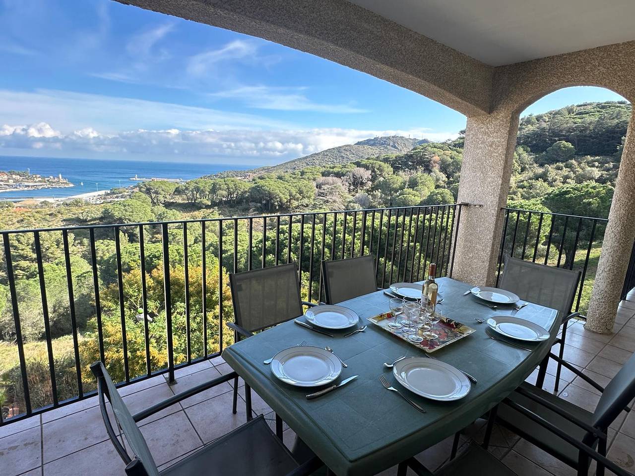 Maison familiale à Port-Vendres avec vue imprenable pour 6 personnes in Côte Vermeille, Port-Vendres