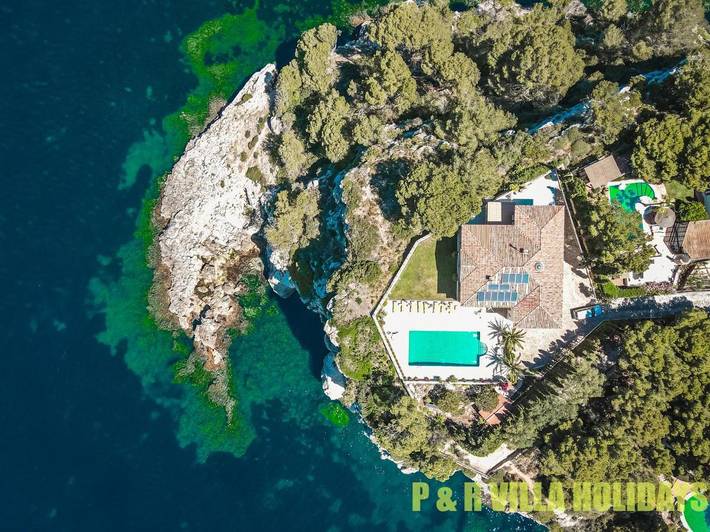 Villa pour 8 personnes, avec jardin ainsi que piscine et vue, animaux acceptés à Cala Galdana - 4