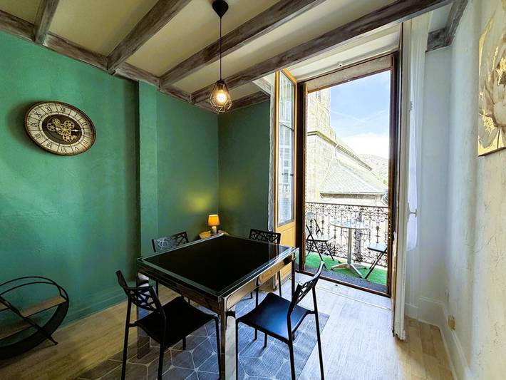 Ganze Wohnung, Zentrale 2-Zi.-Wohnung in Mont-Dore, Nähe Thermen, komplett ausgestattet, ideal für 4 Pers. in Mont-Dore, Regionaler Naturpark Volcans d'Auvergne