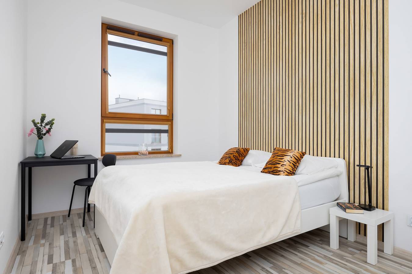 Apartamento entero, Stylish Apartment in Zoliborz | Parking and Balcony in Żoliborz, Varsovia