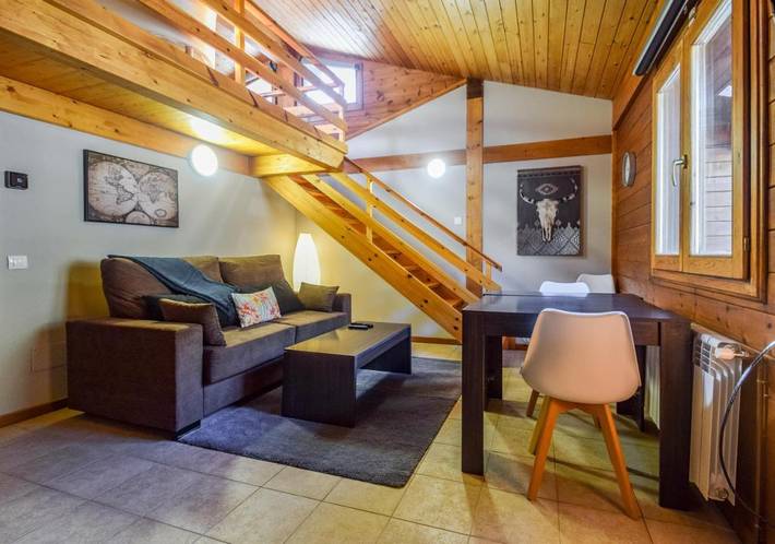 Gîte pour 4 personnes, avec vue, animaux acceptés dans Incles - 3