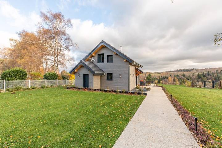 Gîte pour 4 personnes, avec jardin à Aydat - 4