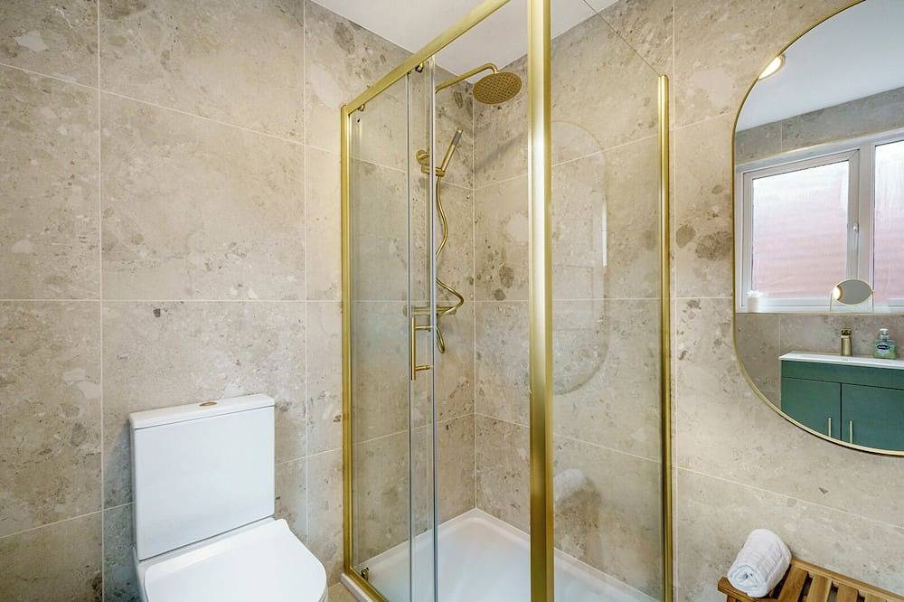 Belfast Stylish City Retreat 2Br in Belfast, County Down