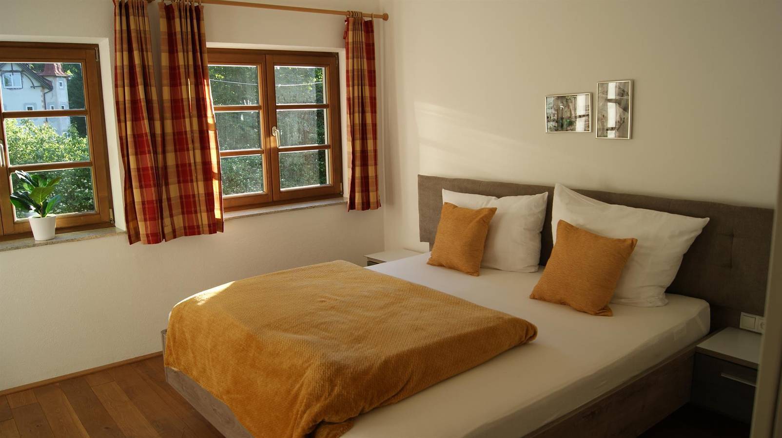 Ganze Ferienwohnung, Schlossbergblick groß in Radfeld, Kaisergebirge