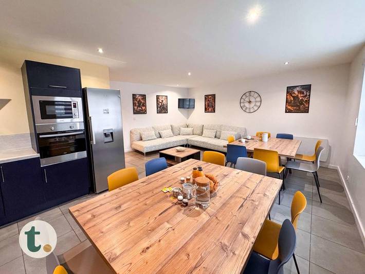 Location de vacances pour 15 personnes, avec terrasse à Saint-Mars-la-Réorthe