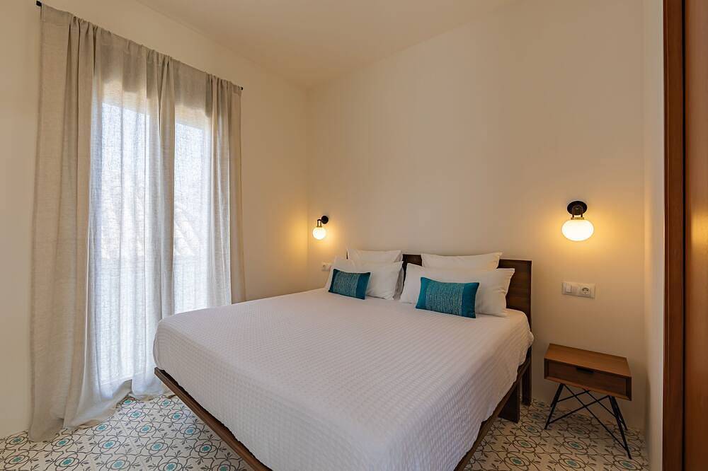 Casa de lujo en el casco antiguo con piscina y cerca de la playa in Playa de Los Lances, Tarifa