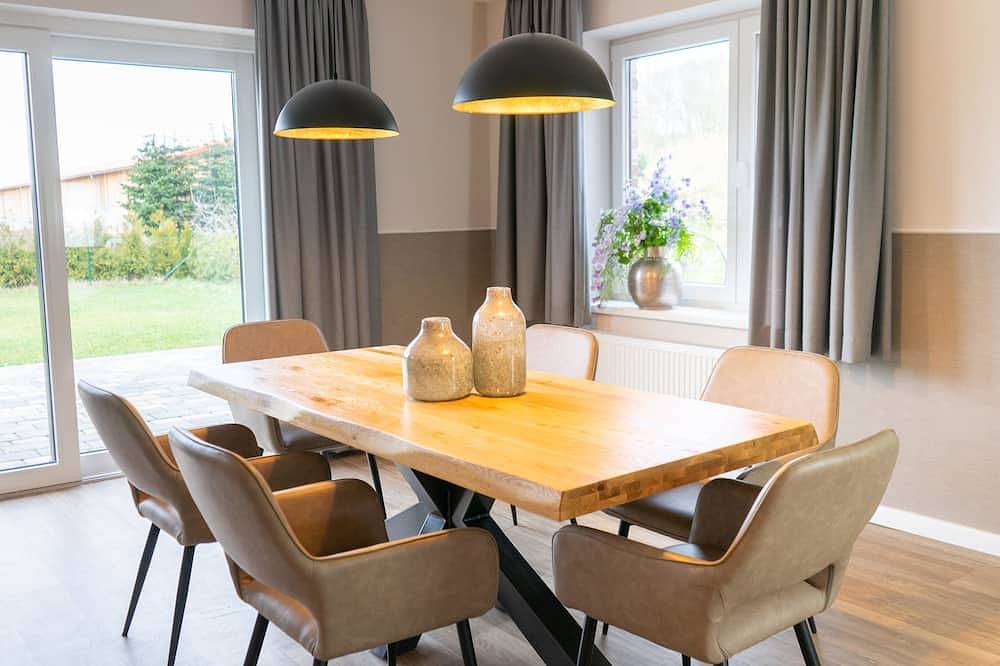 Ganze Wohnung, Ferienwohnung/App. für 4 Gäste mit 94m² in Basthorst in Crivitz, Ludwigslust-Parchim