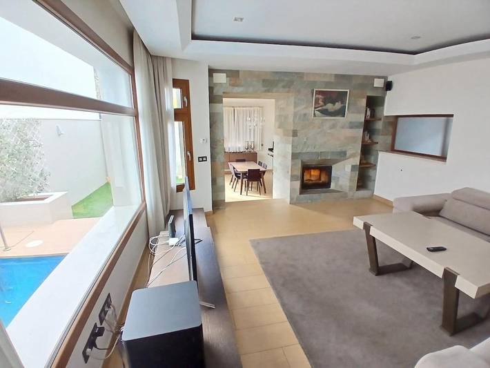 Casa rural para 8 personas, con vistas además de piscina y terraza, Se admiten mascotas en Casabermeja