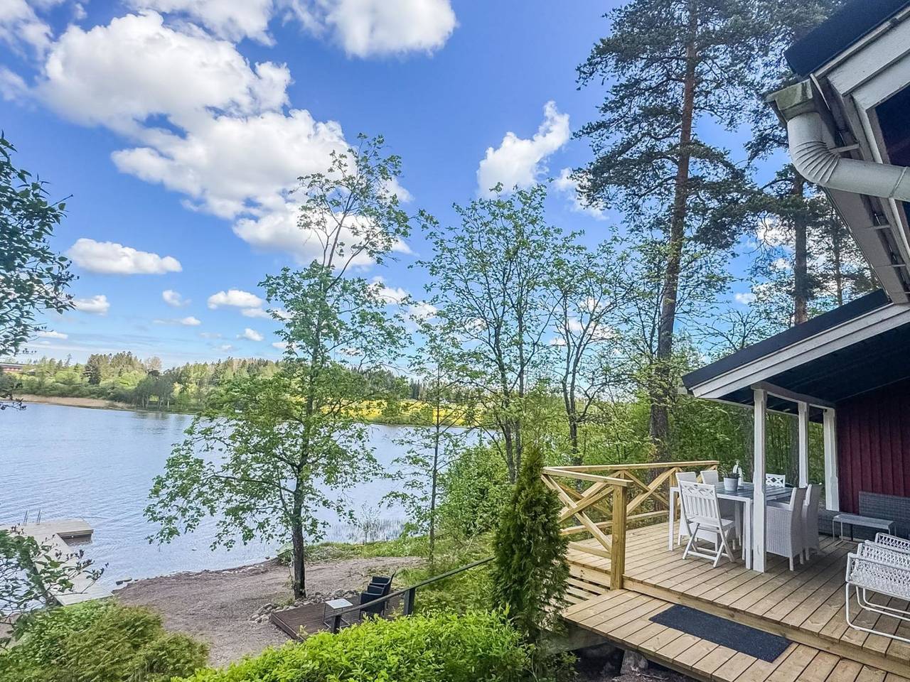 Punatulkku in Hirsjärvi, Finlandia del Sudoeste