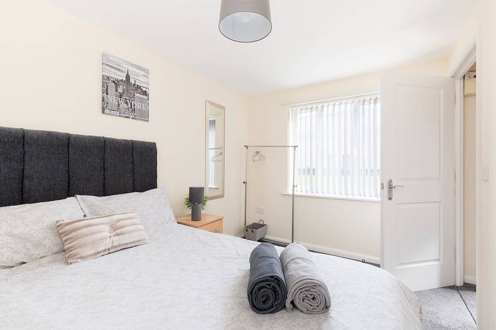 5 bed house with free parking in quiet location in Wolverhampton, Birmingham y alrededores