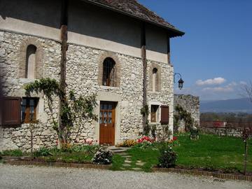 Gîte pour 4 personnes, avec terrasse et jardin dans l' Isère