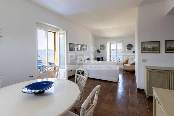 Villa per 8 persone, con panorama e balcone, con animali domestici a Palau (Sardegna)