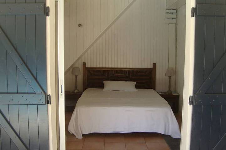 Location de vacances pour 4 personnes, avec terrasse dans Île du Levant - 2