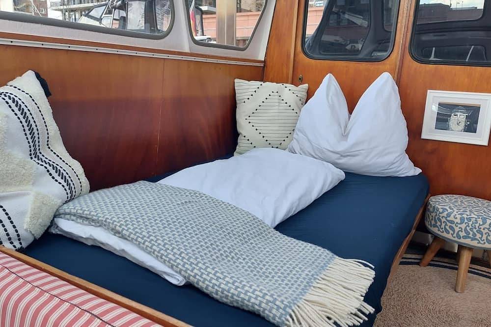 Süße Motoryacht Bremen City in Bremen - West, Brema