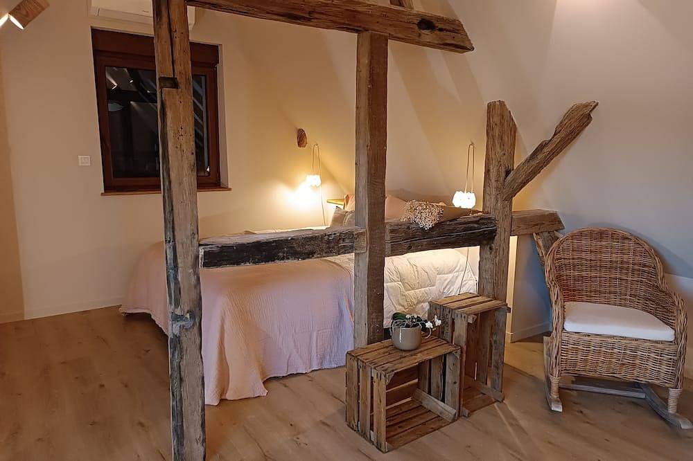 Un bouquet sur un toit in Hilsenheim, Région de Sélestat-Erstein