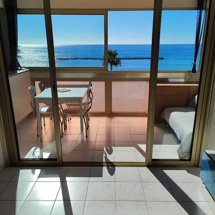 Gîte pour 2 personnes, avec Vue dans Plage de l'Esplanade-des-Goëlands