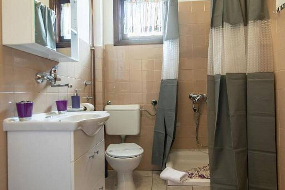 Apartments & Rooms Rendulić - Two bedroom Suite with shared Terrace in Rakovica, Karlovac region