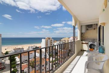 Gîte pour 5 personnes, avec balcon, animaux acceptés à Praia da Rocha