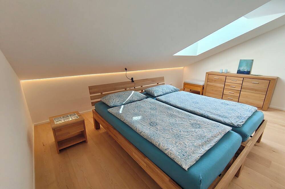 Ganze Wohnung, Gemütliche 3 Zimmer Ferienwohnung mit eigener  Terasse, Berg- und Seeblick in Hergensweiler, Bayerisch Schwaben
