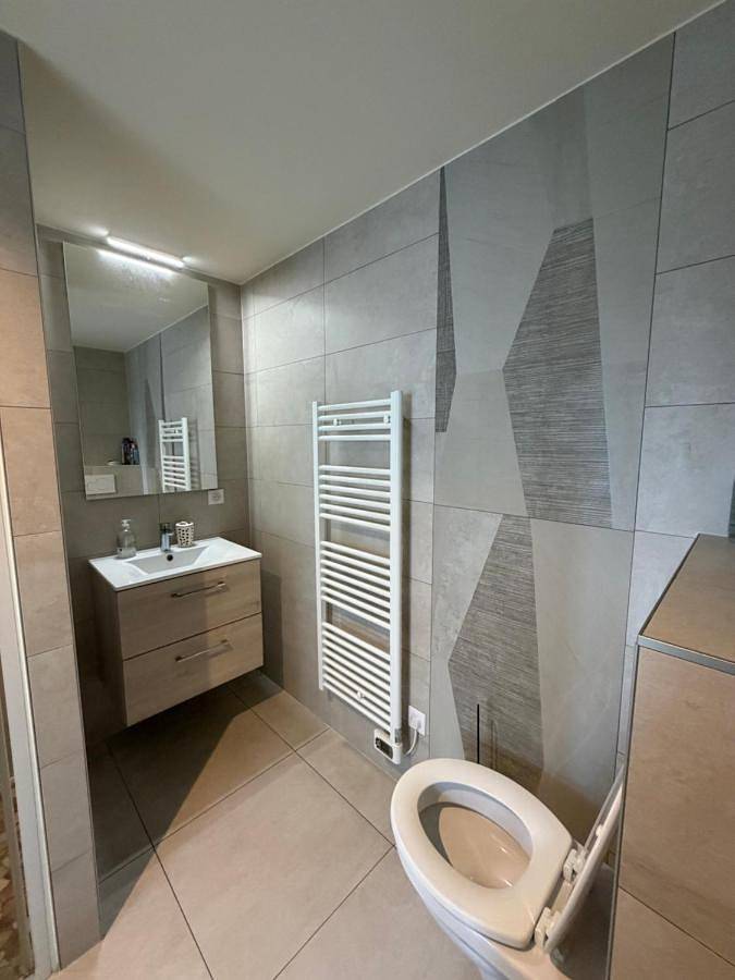 Appartement entier, Standard Apartment in Saint-Louis, Région de Mulhouse