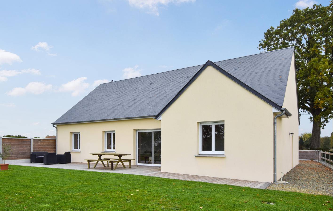 Acogedor apartamento con jardín y aparcamiento, a 2,5 km de Champcey in Bacilly, Bahía del Monte Saint-Michel