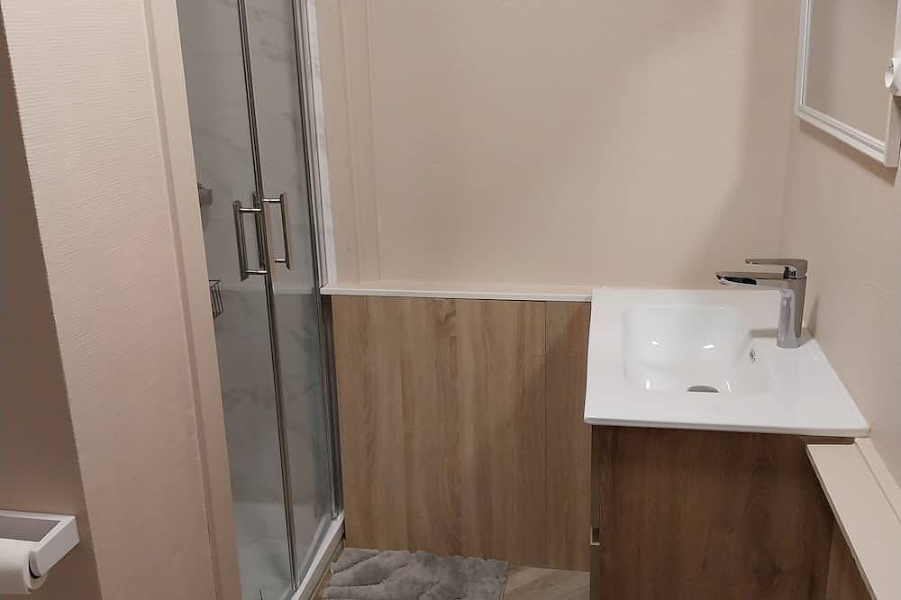 Entire apartment, Apartment T1 bis in Niort in Niort, Niort region