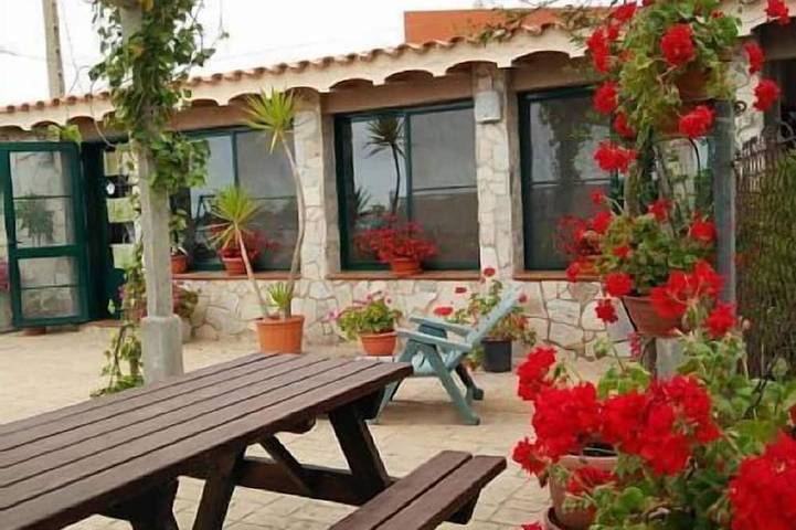 Gîte pour 8 personnes, avec jardin
