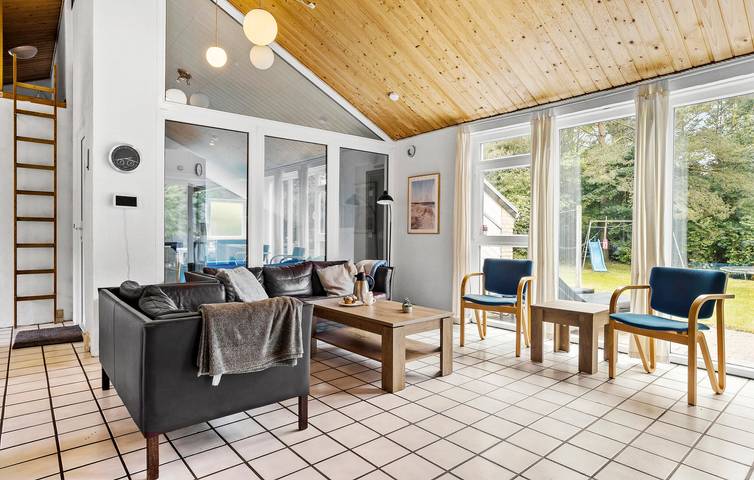 Ferienhaus für 12 Personen mit Pool in Ålbæk Strand, Limfjord in Westjütland