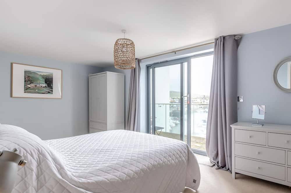 3 Bed in West Bay (oc-e42672) in West Bay, Dorset