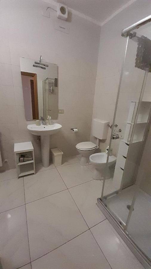 Single Room in Bentivoglio, Provincia di Bologna