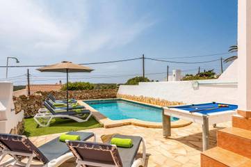 Villa in Cala en Porter, Alaior Municipality für 6 