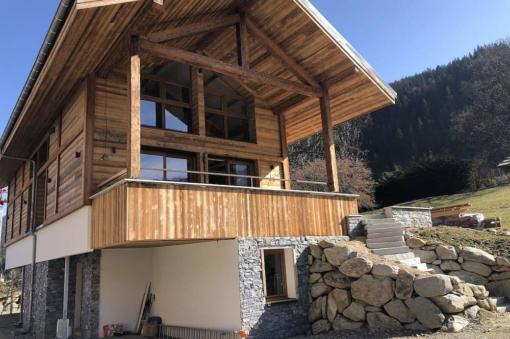 Mountain chalet. in Les Contamines-Montjoie, Pays du Mont-Blanc