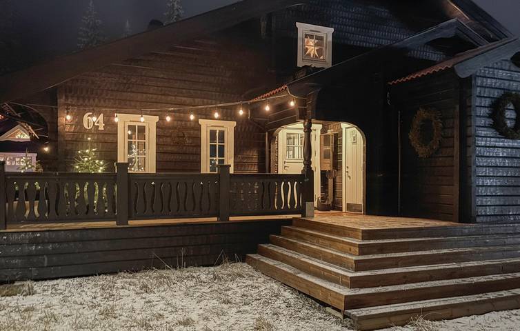 Lägenhet för 8 Personer, med bastu samt terass och trädgård i Branäs