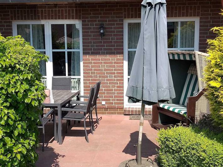 Ferienwohnung für 10 Personen, mit Terrasse und Garten in Carolinensiel