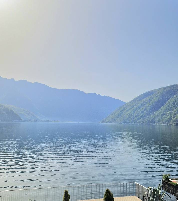 Ferienwohnung für 2 Personen, mit Seeblick und Ausblick in der Schweiz - 2