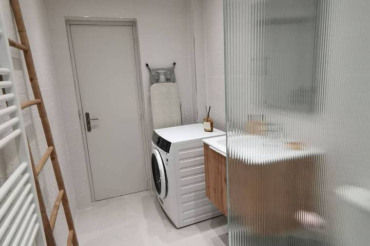 Appartement entier, Appartement privatif dans une maison – Paris à 12 min in Deuil-la-Barre, Val-d'Oise