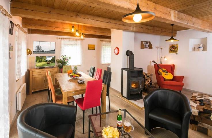 Chalet für 9 Personen, mit Ausblick und Garten sowie Seeblick am Nationalpark Böhmerwald